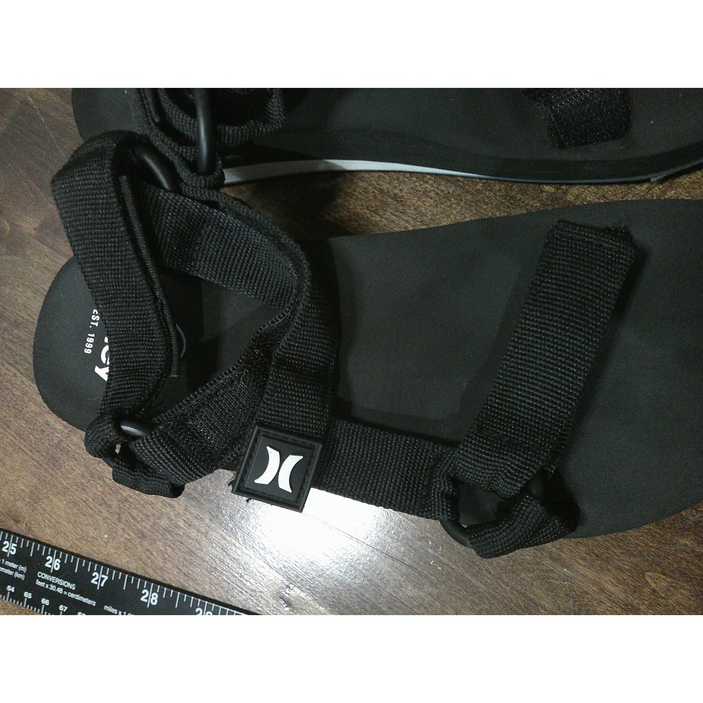 Hurley Strappy Sandals Women 8 Black Excellent Sporty Adjustable Hook-and-Loop - Picture 2 of 6